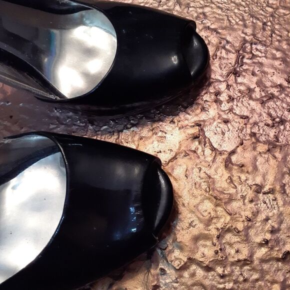 Guess By Marciano Patent Leather Peep Toe Heels - Picture 3 of 14